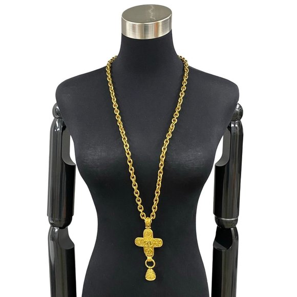 Chanel Coco Mark Gold Gold Plated necklace - Picture 1 of 6